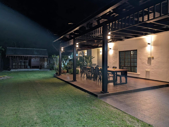 Others 5, D'Garden Cottage with big field, Kluang
