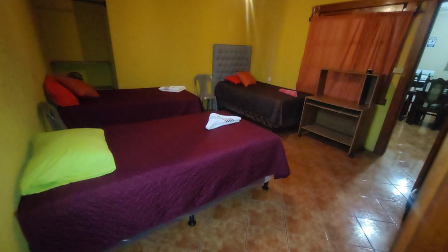 Bedroom 2, Hosteria del Centro, Santiago Atitlán