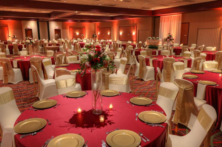 Food & Drinks 5, Comfort Inn & Suites and Conference Center, Isabella
