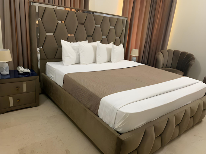 Others 4, Luxury Moon Guest House, Islamabad