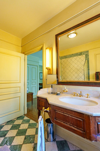 Bathroom 3