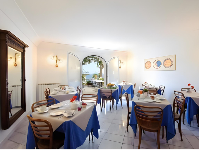 Food & Drinks 5, Maresca Hotel Praiano, Salerno