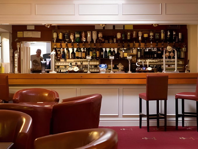 Food & Drinks 5, The Hotel Commodore, Powys