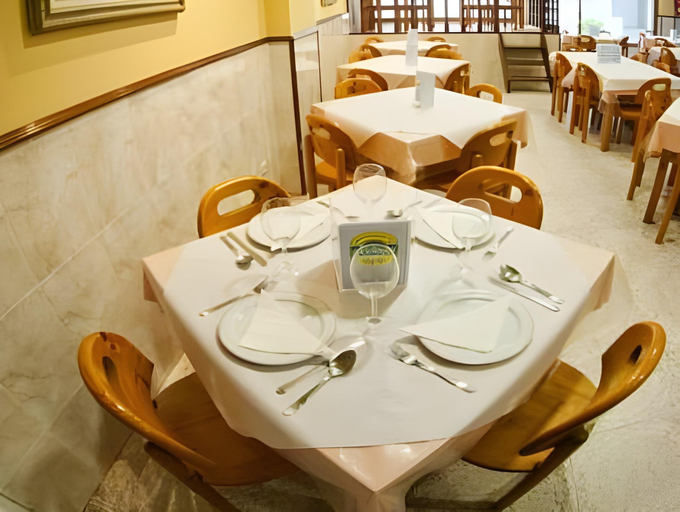 Food & Drinks 5, Hostal O Camouco, Pontevedra