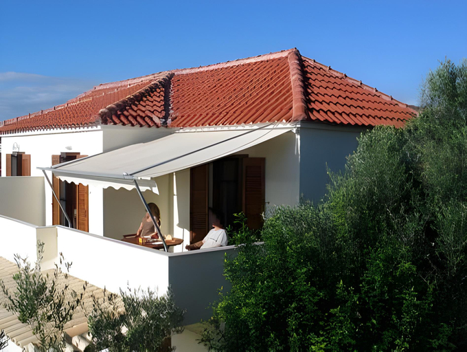 Others 4, Thanos Village, Peloponnese