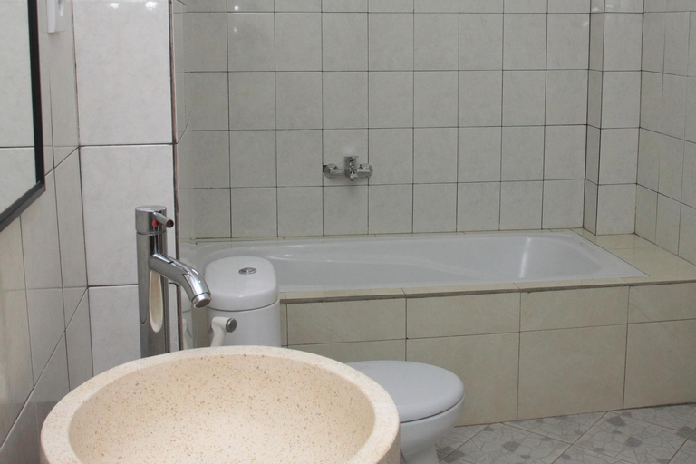 Bathroom 8