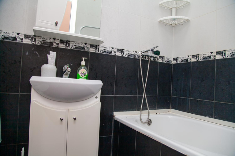 Bathroom 2, Mini Hotel Sansi, Sal'skiy rayon
