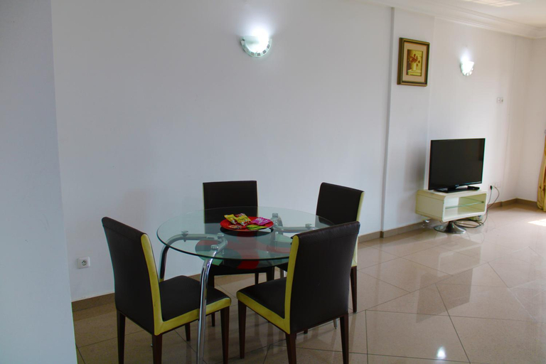 Others 2, Residence Le Carat Silverline, Wouri