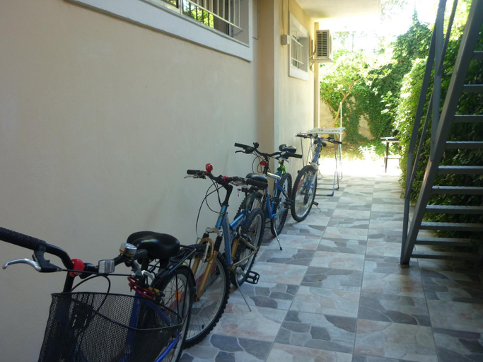 Others 4, Villa Basilika, Vlorës