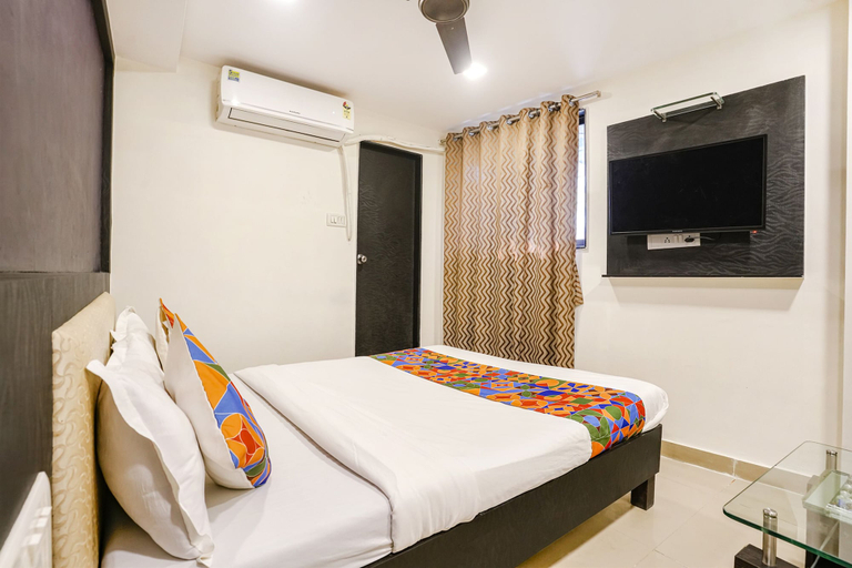 Bedroom 2, Fabexpress Accore Inn, Mumbai Suburban