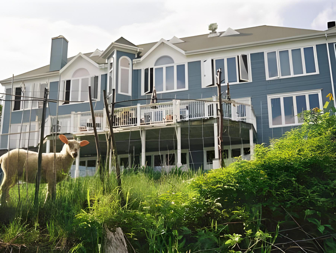 Others 5, Auberge Cap aux Corbeaux, Charlevoix
