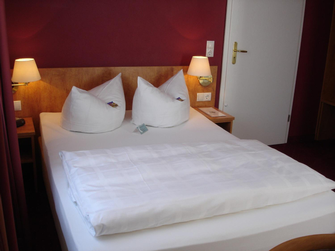 Bedroom 6