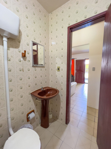 Bathroom 3, AP 04 Ala Morrinhos Residencial Solavir, Bombinhas