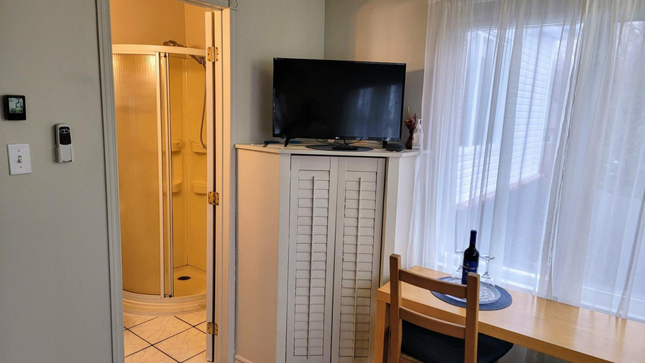 Bedroom 2, Kokomo Inn Aux Berges des Outaouais, Communauté-Urbaine-de-l'Outaouais