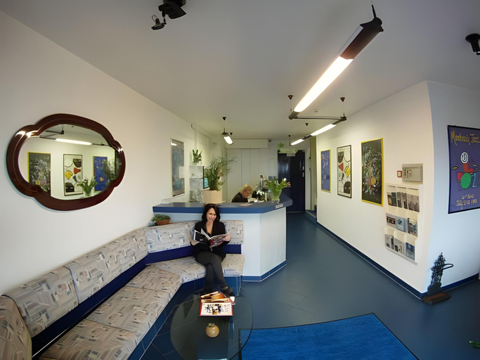 Public Area 2, Hotel Du Port, Aigle