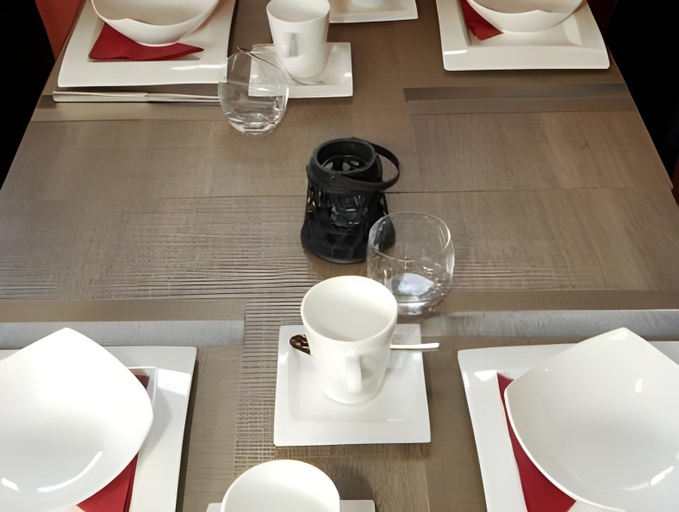Food & Drinks 3, Hotel Le Saint Loup, Namur
