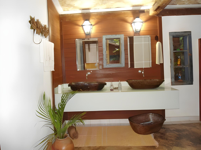 Bathroom 4, Pousada d'Oleo de Guignard, Tiradentes