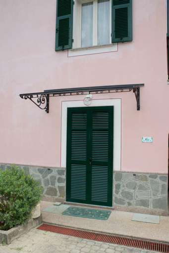 La Riva, Genova