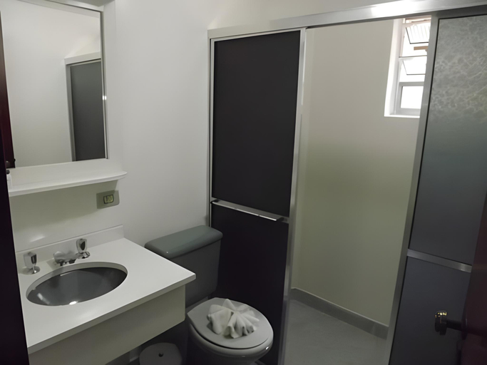 Bathroom 5, Hotel Refugio Alpino, Campo Limpo Paulista