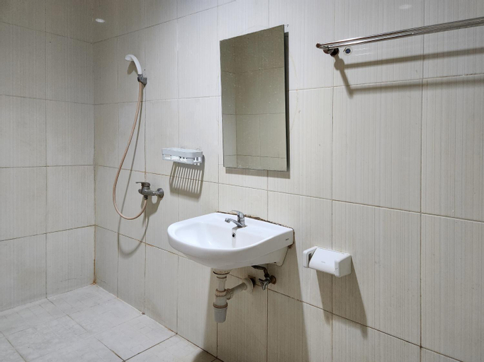 Bathroom 6