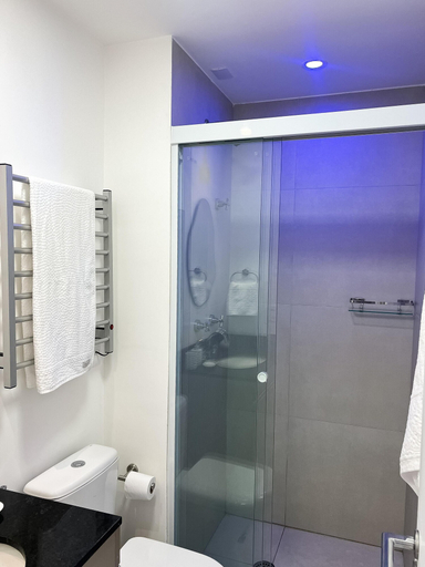 Bathroom 2, Studio exclusivo Brooklin 230m do metrô, São Paulo
