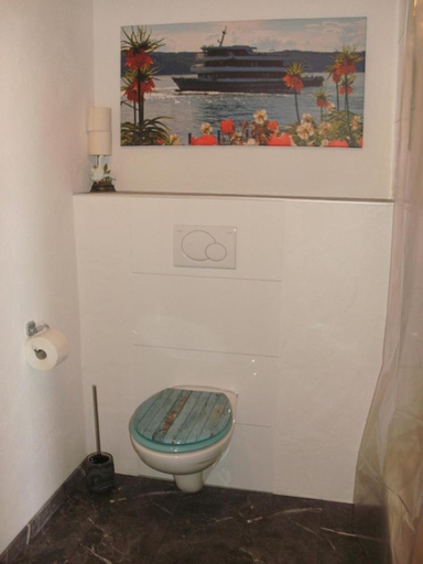Bathroom 3, Gastehaus zum Felsen, Bodenseekreis