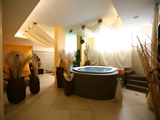 Bathroom 2, Hotel Bel Sit, Ancona