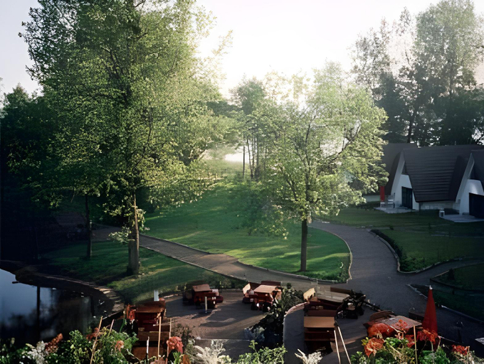 Others 2, Das Haus am See Schwerin, Schwerin