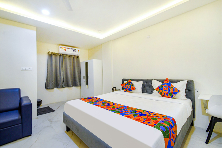 Bedroom 3, FabHotel SSR Ikon Suites - Nr. Hyderabad Central University, Kondapur, Hyderabad