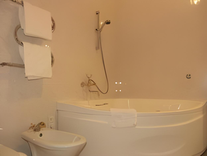 Bathroom 3, City Hotels Rūdninkai, Vilniaus