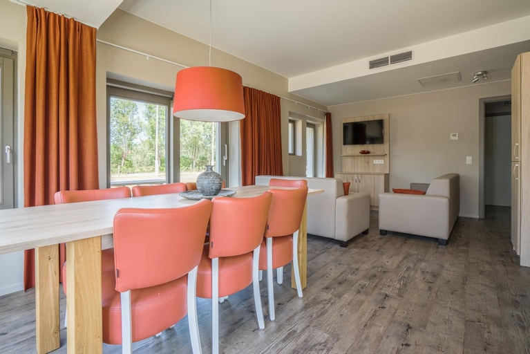 Dining Room 1