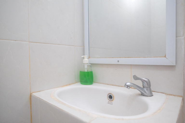 Bathroom 6