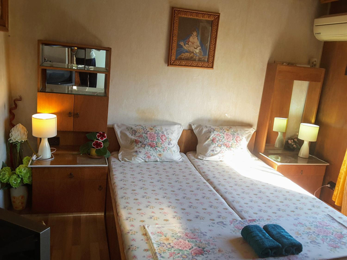 Others 2, Diana Guesthouse, Veliko Tarnovo