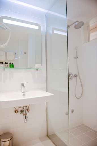 Bathroom 4, Hotel Old Sarajevo, Sarajevo