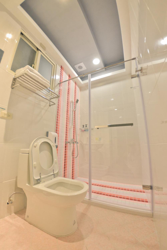 Bathroom 3, Minsuku B&B, Taitung