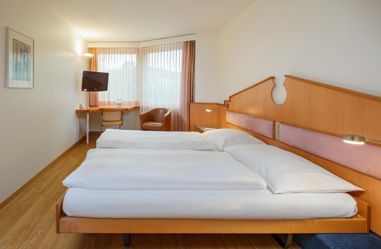 Bedroom 12