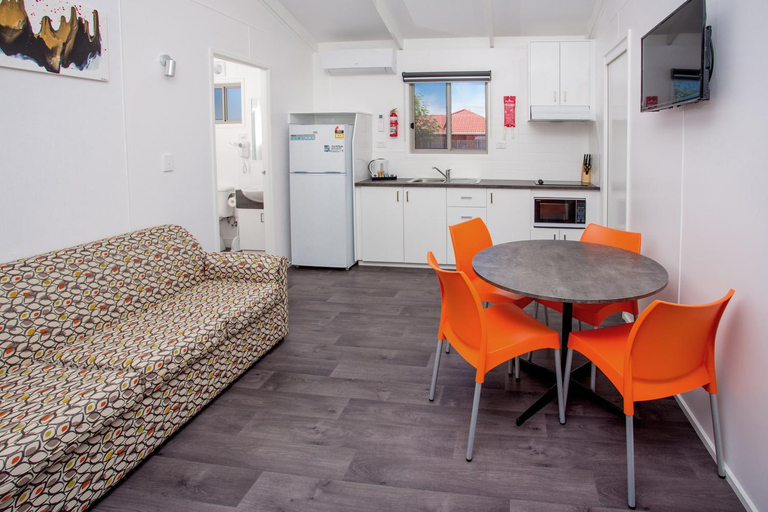 Dining Room 4