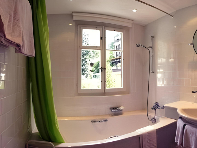 Bathroom 3, Chalet Annelis Apartments, Visp