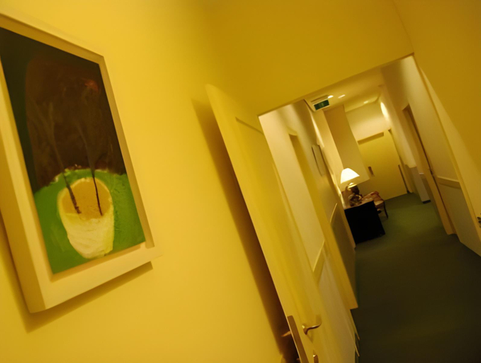 Others 5, Albion, West-Vlaanderen