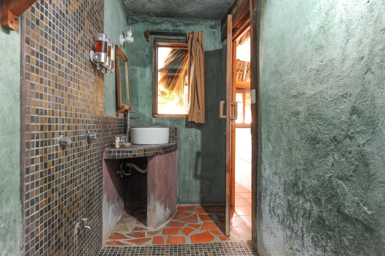 Bathroom 3, Zamas Hotel, Cozumel