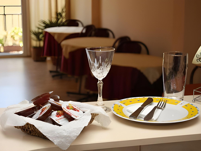 Food & Drinks, Villa Old Town