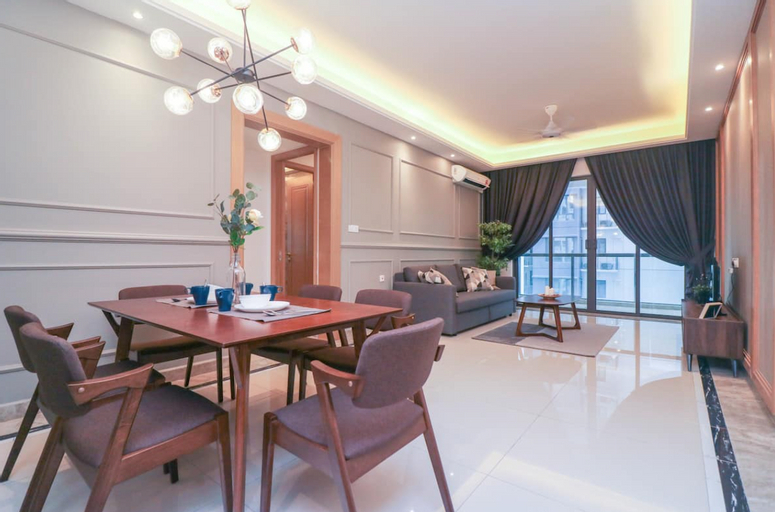 Dining Room 4