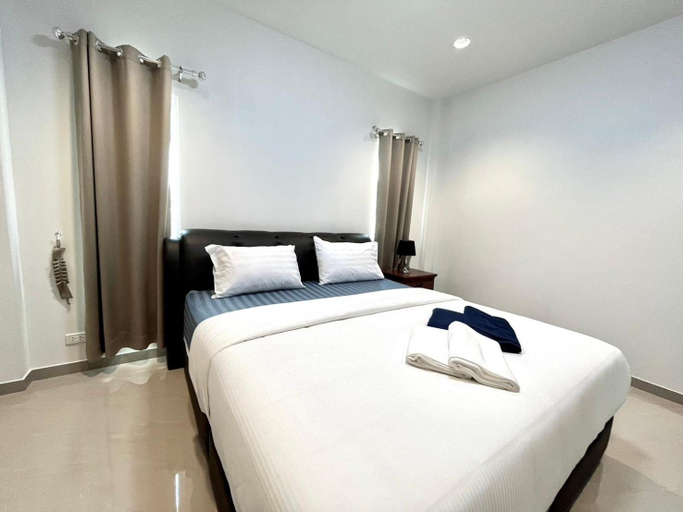 Bedroom 12