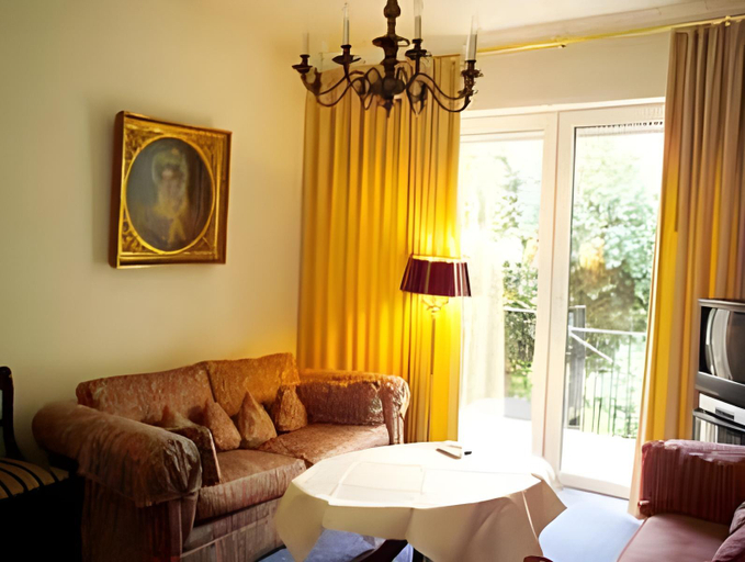Others 5, Hotel Zum Alten Brunnen, Steinfurt