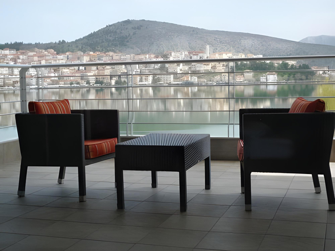 Others 4, Paralimnio Suites, West Macedonia