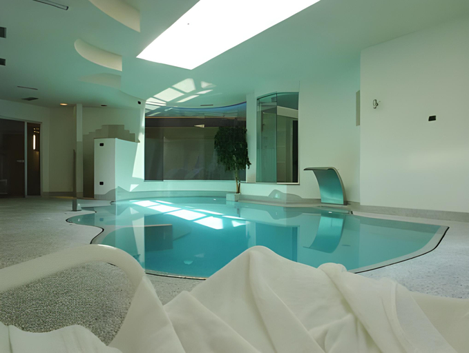 Sport & Beauty 5, Chalet Caminetto, Trento