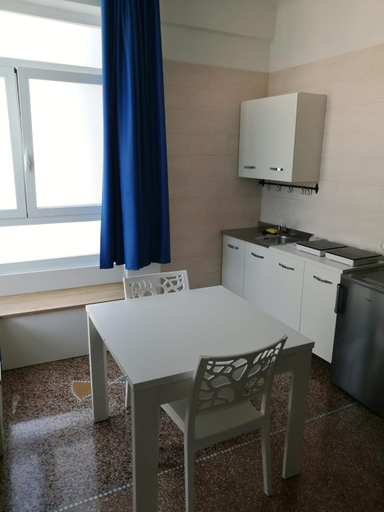 Others 2, SETTIMO SOLE Affitta Camere, Taranto
