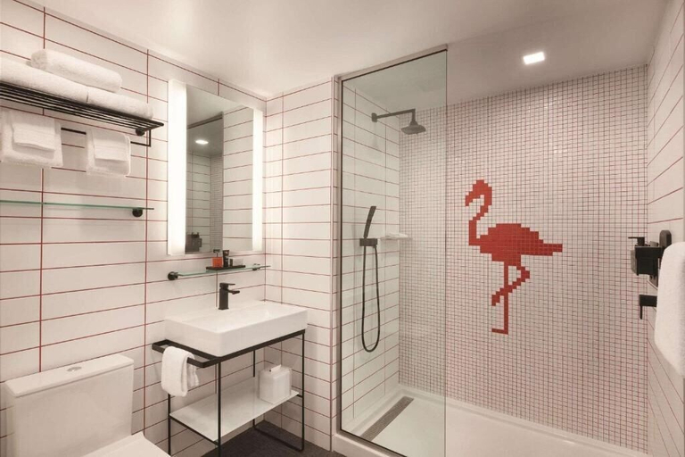 Bathroom 3, Kompose Boutique Hotel Miami Airport, Miami-Dade