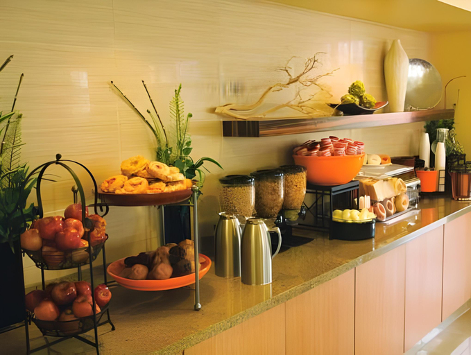 Food & Drinks 5, Comfort Inn & Suites Port Charlotte-Punta Gorda, Charlotte
