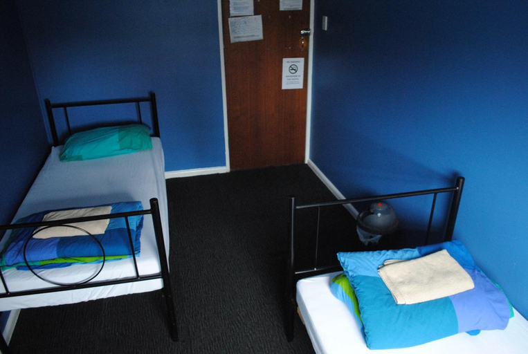 Bedroom 3, Pint On Punt Backpackers, Melbourne